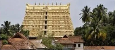 À quel dieu hindou est dédié ce temple du sud de l'Inde dans lequel on a trouvé un fabuleux trésor, en 2011 ?
