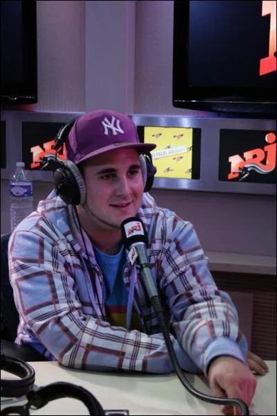 Comment s'appelle-t-il ?