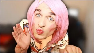 Il y a longtemps de cela, comment s'appelait la version féminine de Squeezie ?