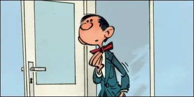 Qui engage notre célèbre gaffeur ?