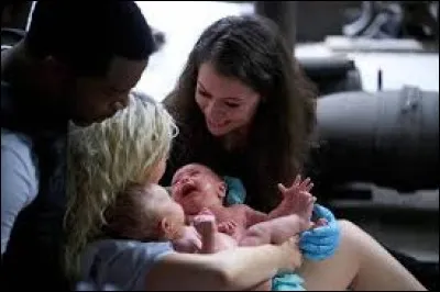 Comment Helena appelle-t-elle ses enfants ?