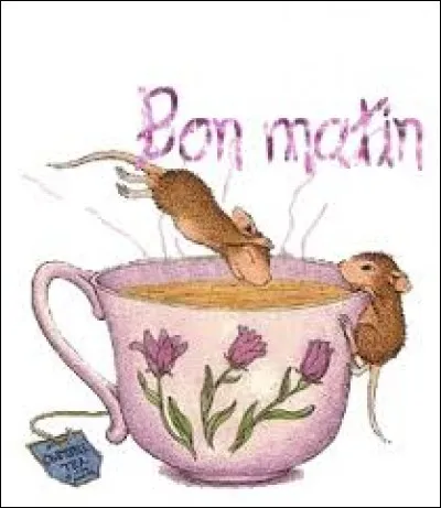 Saunage - Table faite avec des madriers creusés pour former les pains de sel : ma...