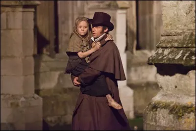 Sous quel pseudonyme Jean Valjean devient-il maire de Montreuil-sur-Mer ?