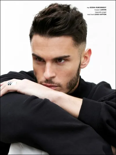 Complétez les paroles de "Je t'emmène avec moi" de Baptiste Giabiconi. 

"À qui parler ? Tu ne rêves que d'un nouvel été 
Trop de questions qui dansent dans tous les sens, où vas-tu aller ?"