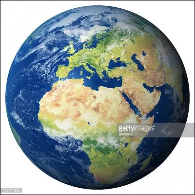 Le globe terrestre &eacute;tait autrefois compos&eacute;, (au Trias) d'un seul supercontinent allant du p&ocirc;le Nord au p&ocirc;le Sud. Comment se nommait-il ?
