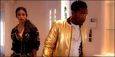 De combien de refrains est composée la musique ?