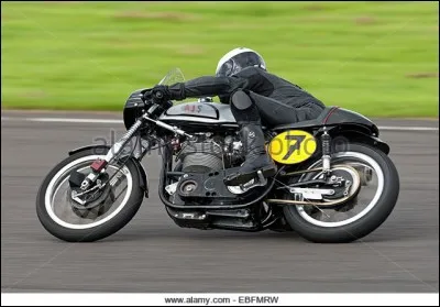 En voici une qui doit son nom &agrave; ses nombreuses victoires au "Tourist Trophy". Quelle est-elle ?