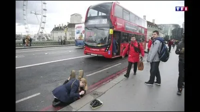 Il y a un attentat. Que faites-vous ?