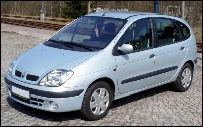 Auto - Quelle est la marque de cette voiture ?