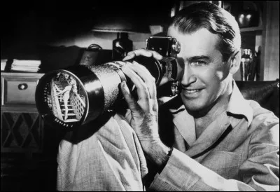 Dans le film "Fenêtre sur cour", comment s'appelle l'infirmière de Jeff Jefferies ?