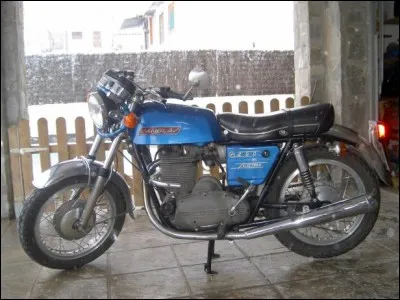 Celle-ci est Espagnole !
Quel est ce modèle ?