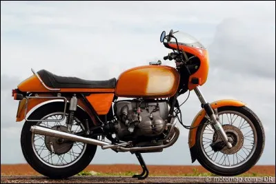 Ah, celle-ci pourrait bien être Allemande !
Quel est ce modèle ?