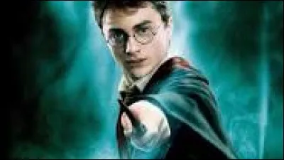 Quelle est la formule magique lancée par Voldemort aux parents d'Harry Potter ?