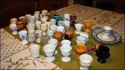 Comment appelle-t-on un collectionneur de coquetiers ?