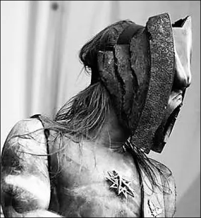 Ce démon était une idole des Assyriens, chef de la police de l'Empire infernal, premier espion de Belzébuth. Qui est-il ?