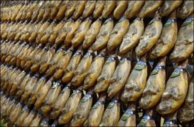 A Nol, dans leurs petits souliers, les parlementaires espagnols ne trouveront pas le traditionnel jambon, pour la premire fois depuis l'avnement de la dmocratie...