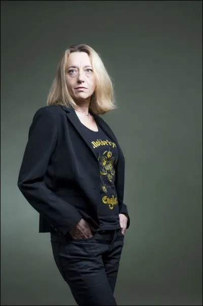 Comment s'appelle cette célébrité ?