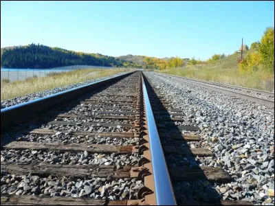 Est-ce que tu peux recevoir une amende en bloquant les portes du train ? Si oui, combien tu dois payer ?
