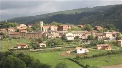 Commune d'Auvergne-Rhône-Alpes, dans le Haut-Beaujolais, Cenves se situe dans le département ...