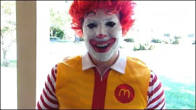 Comment te sentirais-tu si Ronald venait te voir pendant que tu manges ton Big Tasty ?