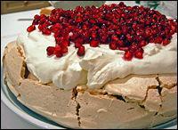 La pavlova est un gteau australien ou no-zlandais  base de meringue et de fruits. Sur la photo, ce sont :