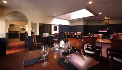 Quel commerce tient la famille Russo ?