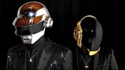 À quel mouvement musical est associé le groupe Daft Punk ?