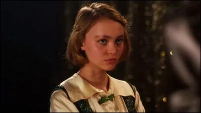 Avec quelle grande star Lily-Rose a-t-elle jouée dans "Planetarium" ?