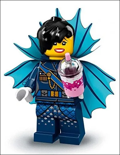 Qui est cette fille bizarroïde ?