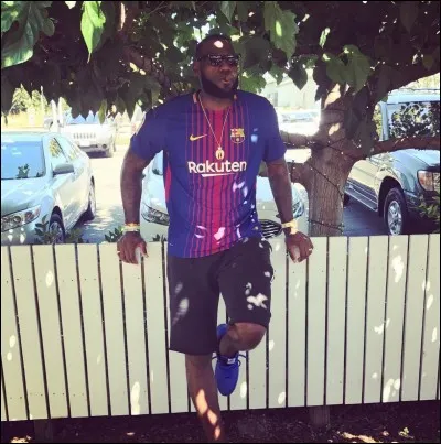 Quel joueur a délivré une passe décisive et deux buts lors du match retour face au PSG en Champions League (2016-2017) ?