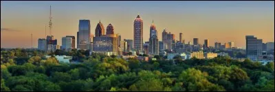 Dans quelle ville se passe le début de la série ?