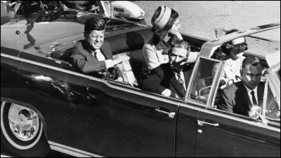 Le 22 novembre 1963 est le jour de l'assassinat du Président John Kennedy. Dans quelle ville a-t-il eu lieu ?
