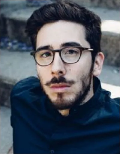 Qui est ce youtubeur ?