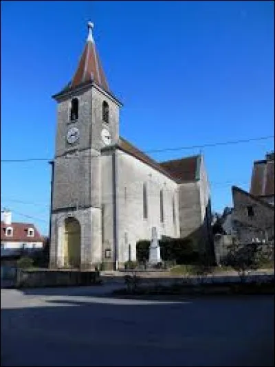 Je vous présente l'église Saint-Didier de Montmirey-la-Ville. Commune Jurassienne, elle se situe dans l'ancienne région ...