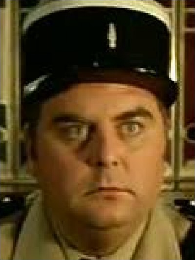 Quel est le prénom du gendarme Beaupied, joué par Maurice Risch dans "Le gendarme et les extraterrestres" et "Le gendarme et les gendarmettes" ?