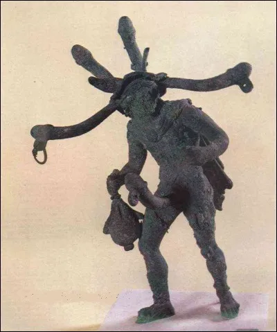 Dieu ancien adoré par les Juifs sur les lieux hauts, et analogue, dit-on, à Priape. Qui est-il ?