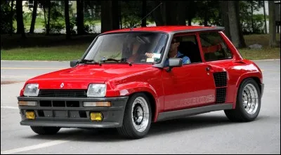 Quelle était la puissance de la Renault R5 Turbo ?