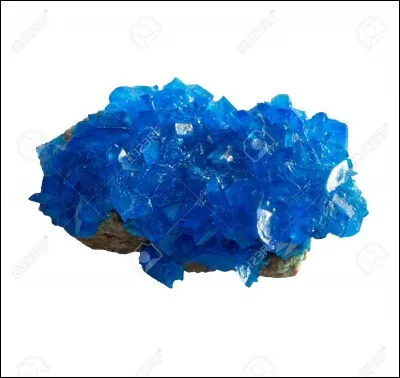 L'eau + sulfate de cuivre est un :