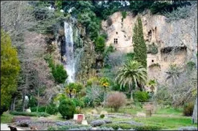 Pour finir je vous emm&egrave;ne &agrave; Villecroze visiter son parc et ses grottes troglodytes. Pour ce faire, direction la r&eacute;gion P.A.C.A. et le d&eacute;partement ...
