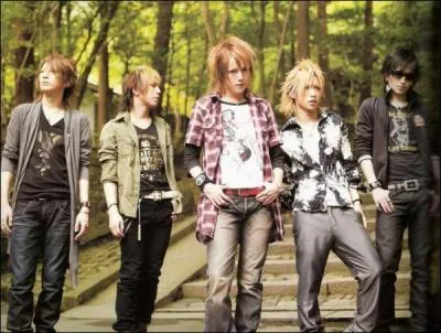 Quelle chanson n'est pas d'Alice Nine ?