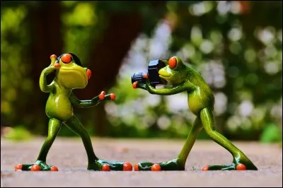 Dans la classification des arts, à quel rang est placée la photographie ?