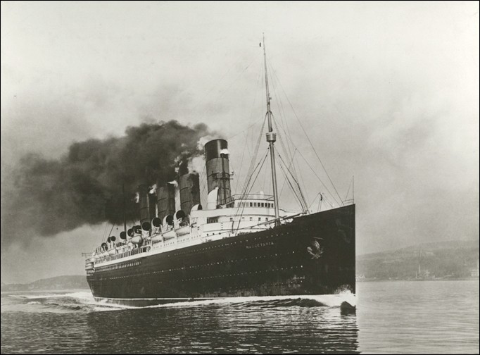 Contemporain du Lusitania (1907-35), il fut détenteur du Ruban Bleu (1907-1929). Pendant la Première Guerre mondiale, il servit à la fois d'hôpital et de transport de troupes.