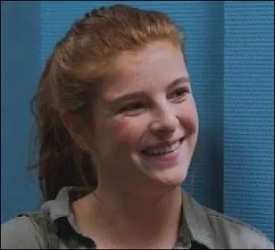 Où Clara et son frère vont-ils partir en vacances ?