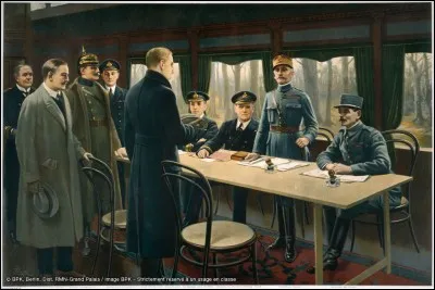 Pour les combattants français, quel militaire devint « le héros de Verdun » pour avoir résisté aux Allemands ?