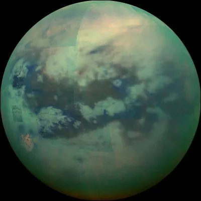 Quelle est la planète mère de Titan ?