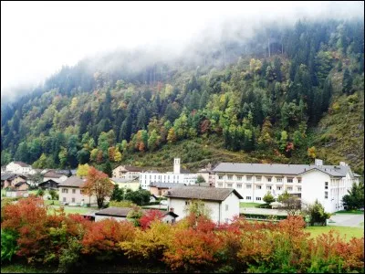 Durant l'Antiquité, quel nom donnait-on à la mer Noire ?