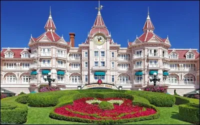 Combien y a-t-il d'hôtels à Disneyland Paris ?