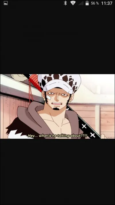 À Dressrosa , Law se fait couper ...