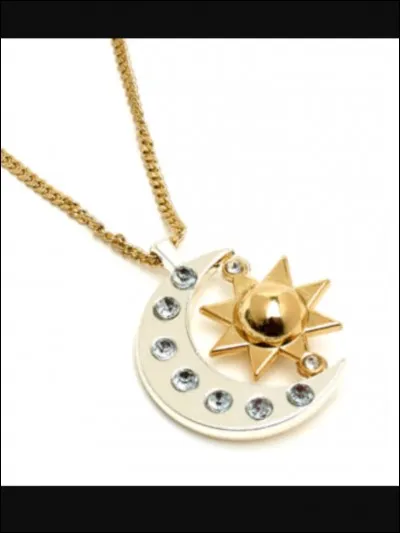 A qui est ce pendentif ?