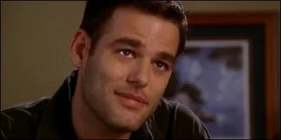 Henry Mitchell, le mari de Paige Matthews est :
